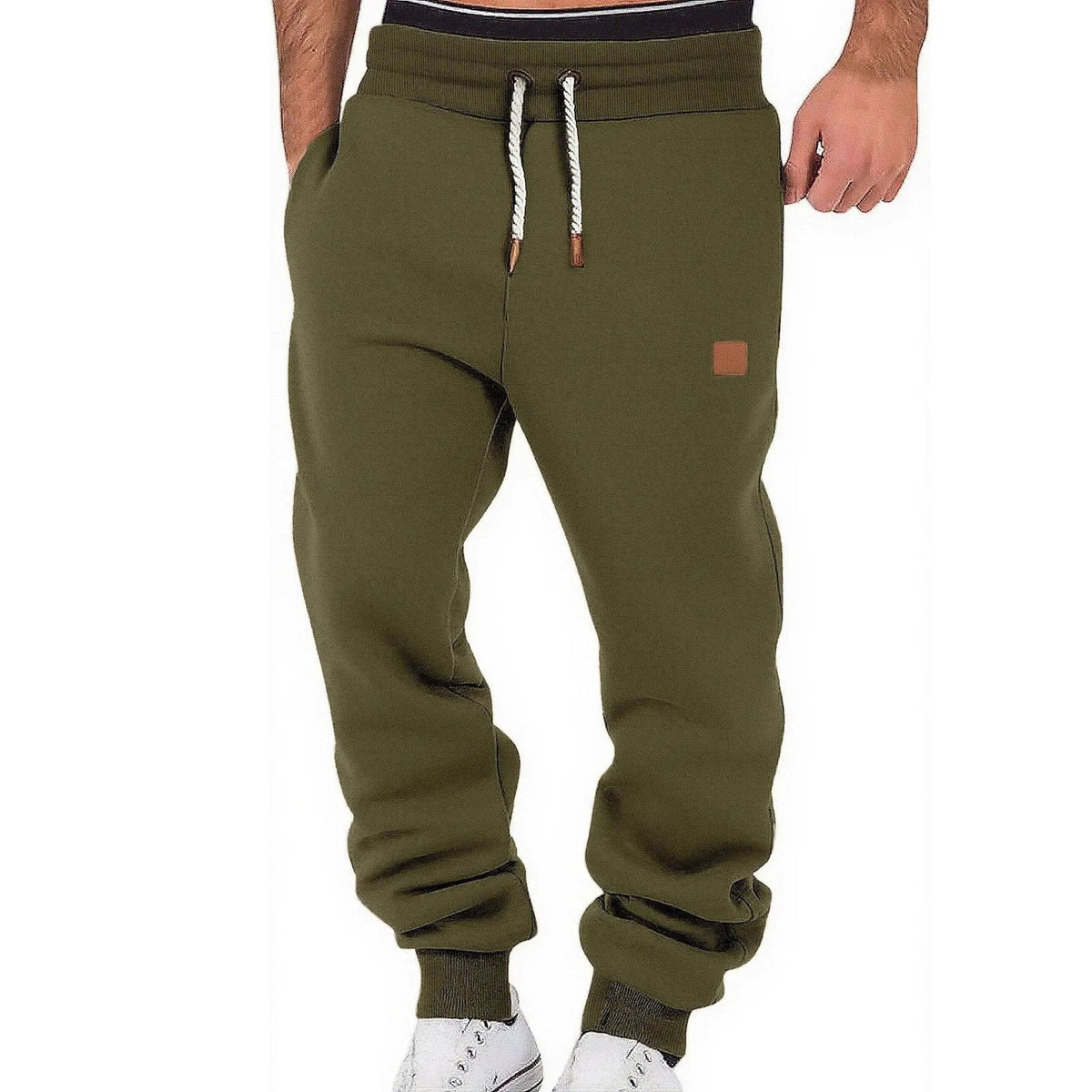 Jogginghose Herren mit heller Kordel und Rippbündchen - Armeegrün #Farbe_Armeegrün