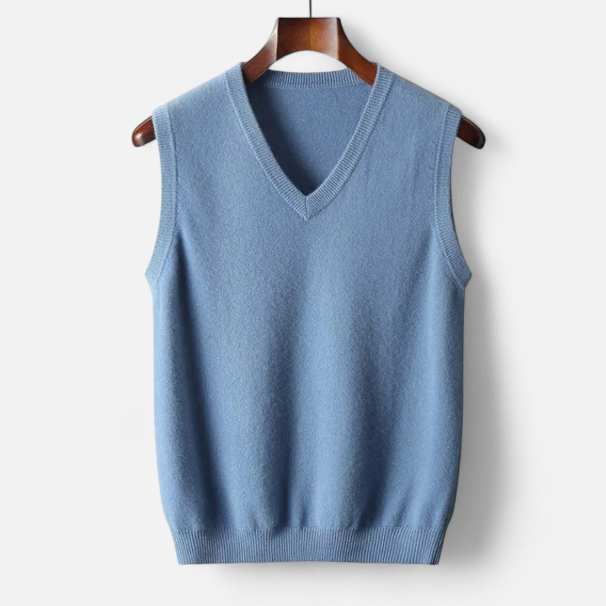 Pullunder Herren mit V-Ausschnitt und Rippabschlüssen - Himmelblau #Farbe_Himmelblau