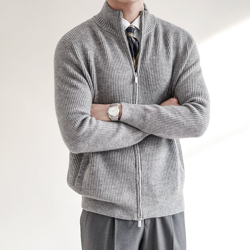 Strickjacke Herren mit feinen Rippen und Stehkragen - Grau #Farbe_Grau