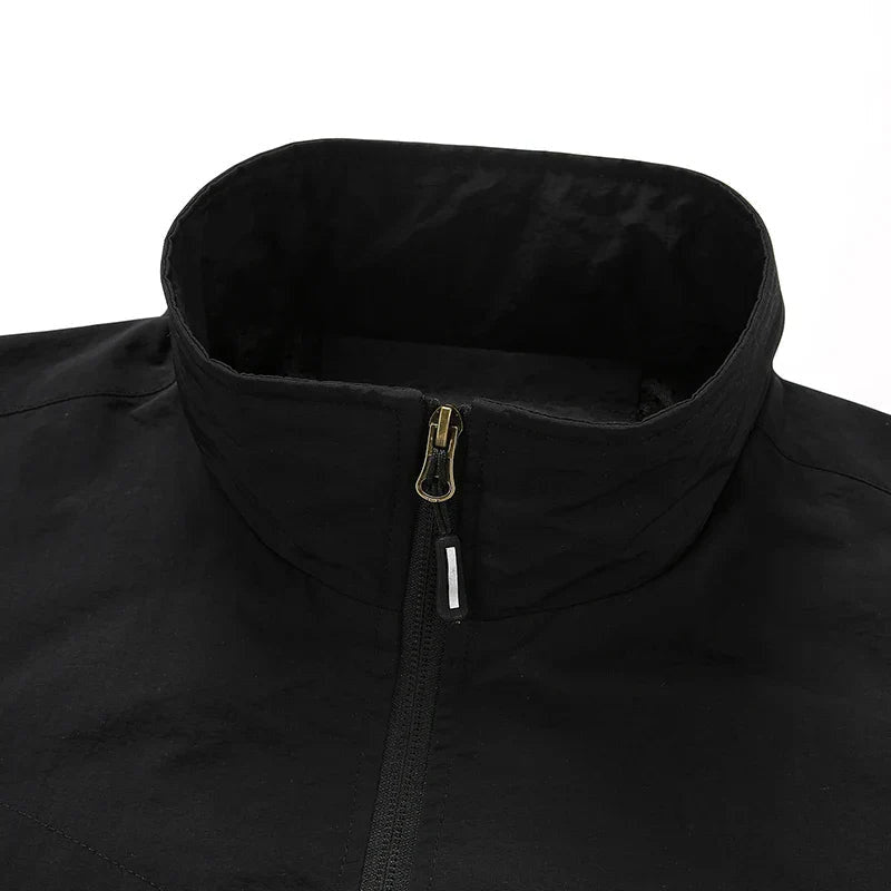 Übergangsjacke Herren mit Ziptaschen an Brust und Ärmel - Schwarz #Farbe_Schwarz