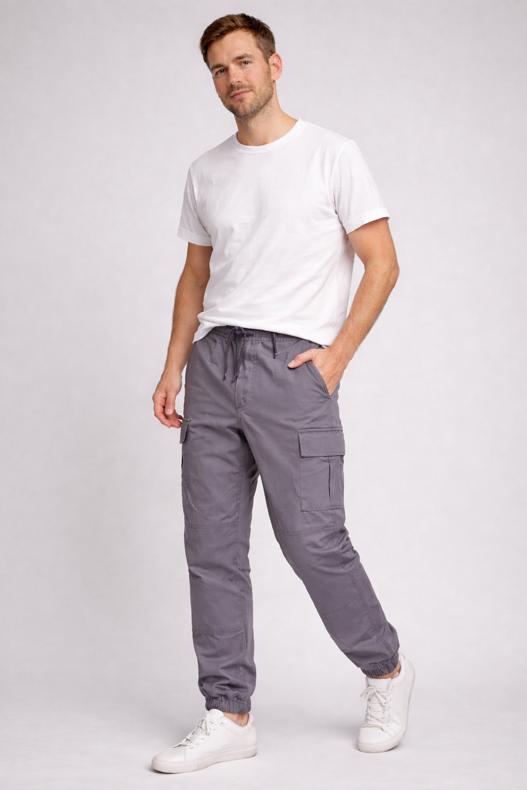 Cargohose Herren mit geraden Taschen und Knöchelbündchen - Grau #Farbe_Grau