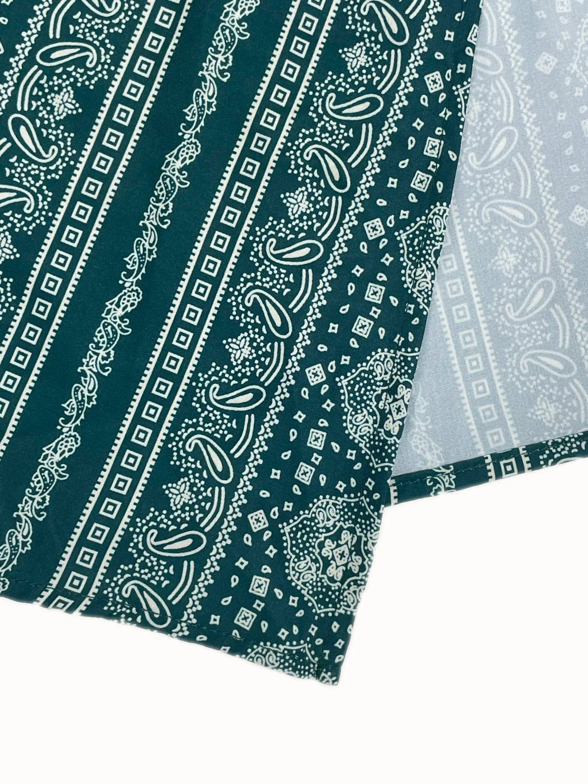 Damen Maxikleid mit tiefem V-Ausschnitt und Ornamentmuster